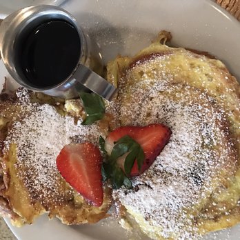 Jongewaard's Bake n Broil - Cinnamon roll french toast - American Near Me - Long Beach, California