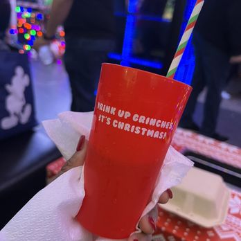 Frosty's Christmas Bar - Pop-Up Restaurants Near Me - New York, New York Frosty's Christmas Bar - Pop-Up Restaurants Near Me - New York, New York