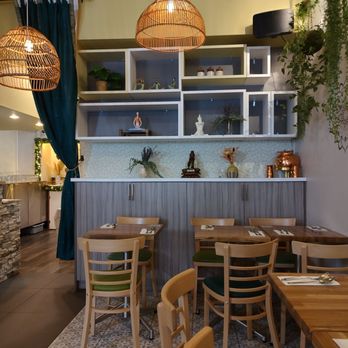 Tula - Interior - Indian Near Me - Montreal, Quebec Tula - Interior - Indian Near Me - Montreal, Quebec