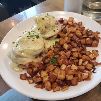 Buttermilk - Smoked Salmon Benny - Coffee & Tea Near Me - Naperville, Illinois
