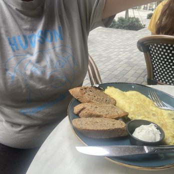 Crema Gourmet - Omelet toast - Coffee & Tea Near Me - Coral Gables, Florida Crema Gourmet - Omelet toast - Coffee & Tea Near Me - Coral Gables, Florida