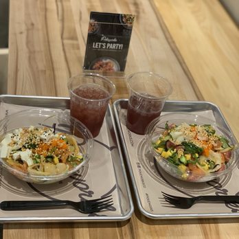 Pokeworks - Poke bowls with strawberry hibiscus drinks! Delicious!! - Hawaiian Near Me - Brookfield, Wisconsin