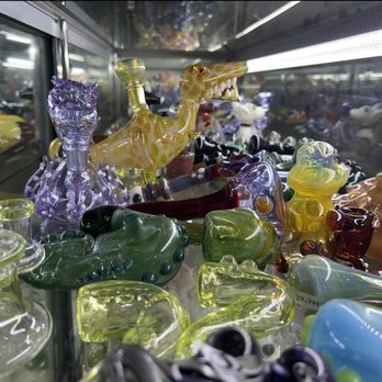 Illusions Smoke Shop - Tobacco Shops Near Me - Davis, California