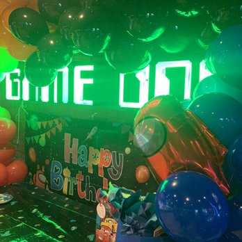 Arcave Room - Arcades Near Me - Glendale, California