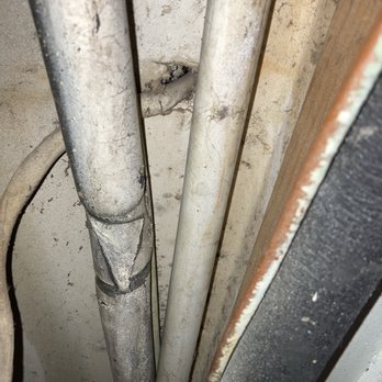 Hidden Oaks Apartments - Horrible pipe issues due to negligence and a refusal to do a proper job. - Apartments Near Me - San Antonio, Texas Hidden Oaks Apartments - Horrible pipe issues due to negligence and a refusal to do a proper job. - Apartments Near Me - San Antonio, Texas