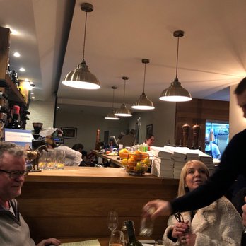 Enzo's - Bar - Italian Near Me - Windsor, WNM Enzo's - Bar - Italian Near Me - Windsor, WNM