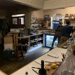 The White House - Bar/kitchen