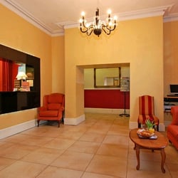 Maple Hotel
