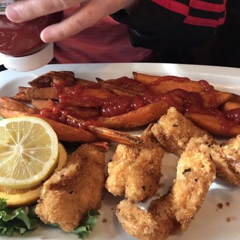 Pompton Queen Diner - Fried Jumbo Shrimp with Sweet Potato Fries - Diners Near Me - Pompton Plains, New Jersey