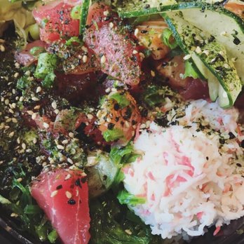 Poke Salad Bar - Large with half salmon, half tuna with seaweed flakes on top - Poke Near Me - Pasadena, California Poke Salad Bar - Large with half salmon, half tuna with seaweed flakes on top - Poke Near Me - Pasadena, California