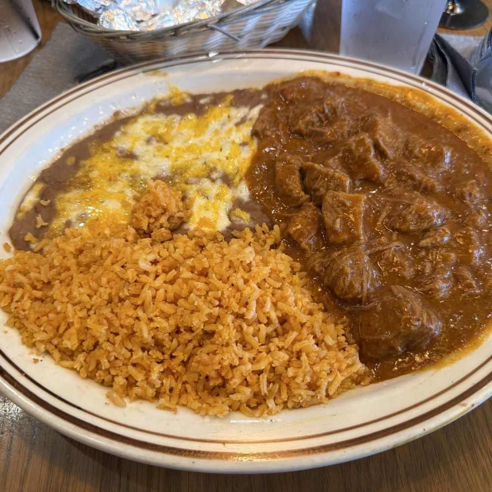 El Zarape - Chili Colorado - Mexican Near Me - Cypress, California