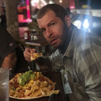 Dead Dog Saloon - Nachos!! This was a HUGE amount of food! - Seafood Near Me - Murrells Inlet, South Carolina