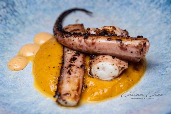 Clandestino Food& Drink by null