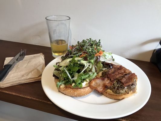 Communal Cafe by null