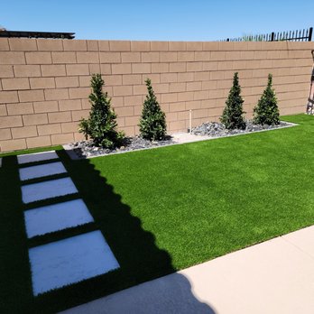 US Turf - Water feature area - Artificial Turf Near Me - Las Vegas, Nevada US Turf - Water feature area - Artificial Turf Near Me - Las Vegas, Nevada