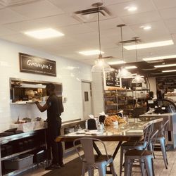 Grampa’s Cafe - Inside decor