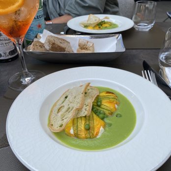 Paszkowski - Zucchini flowers with cheese - Cafes Near Me - Florence, FI