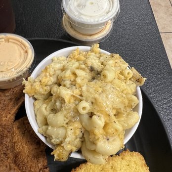 Nana's Southern Kitchen - Macaroni and Cheese - Seafood Near Me - Kent, Washington