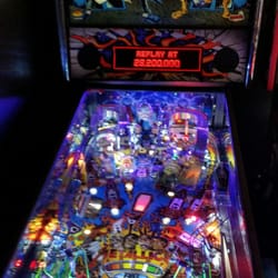 Bucks Tobaccoria - Metallica pinball