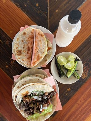 Tacos El Yaqui by null