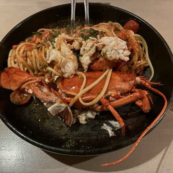 LÝRA - Maine Lobster Linguini - Greek Near Me - Chicago, Illinois LÝRA - Maine Lobster Linguini - Greek Near Me - Chicago, Illinois