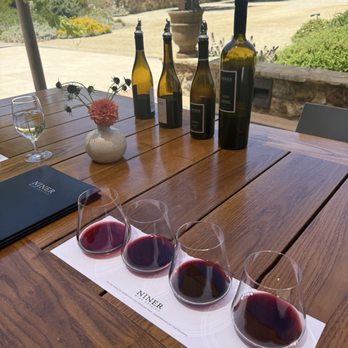 Niner Wine Estates - Wine Tasting Room Near Me - Paso Robles, California