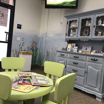 Garden Pediatrics - This is there waiting room super adorable - Pediatricians Near Me - Redlands, California Garden Pediatrics - This is there waiting room super adorable - Pediatricians Near Me - Redlands, California