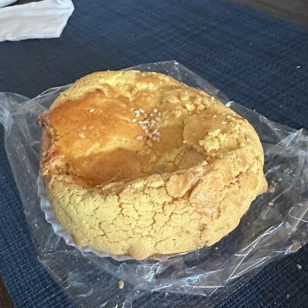 Tao Hong Bakery - Pineapple roast pork bun - Bakeries Near Me - New York, New York