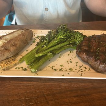 Coasters Taphouse - 10 oz Wagyu steak special 6/2025 - Gastropubs Near Me - Cocoa Beach, Florida Coasters Taphouse - 10 oz Wagyu steak special 6/2025 - Gastropubs Near Me - Cocoa Beach, Florida