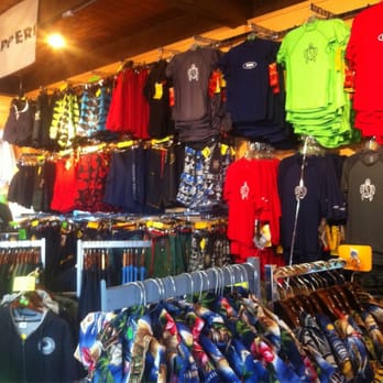 Maui's Beach House - Surf clothes - Beach Equipment Rentals Near Me - Lahaina, Hawaii Maui's Beach House - Surf clothes - Beach Equipment Rentals Near Me - Lahaina, Hawaii
