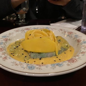 Laut - Mango with Sweet Sticky Rice - Thai Near Me - New York, New York Laut - Mango with Sweet Sticky Rice - Thai Near Me - New York, New York