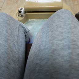 Getting my feet done.Felecia is asssisting today. Great as usual. It is packed but  she is getting her customers in and out. Love it!