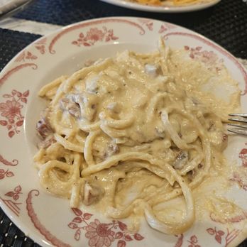 Carbonara - Italian Near Me - Arlington, Virginia Carbonara - Italian Near Me - Arlington, Virginia