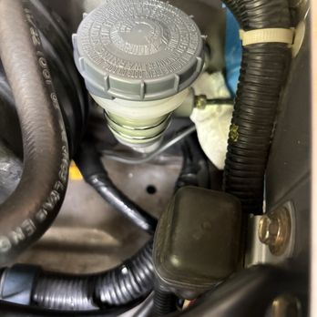 Dave's Dispatch Auto Service - New clutch master cylinder - Auto Repair Near Me - Honolulu, Hawaii