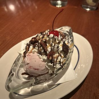 Blue Ribbon - Love the banana split. - New American Near Me - Las Vegas, Nevada Blue Ribbon - Love the banana split. - New American Near Me - Las Vegas, Nevada