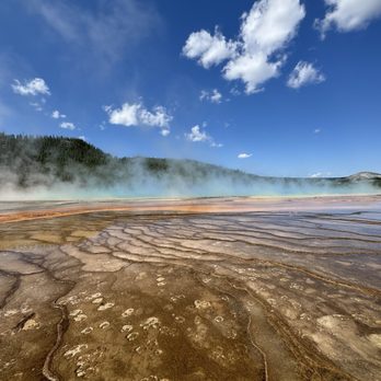 Grand Prismatic Spring - Landmarks & Historical Buildings Near Me Grand Prismatic Spring - Landmarks & Historical Buildings Near Me
