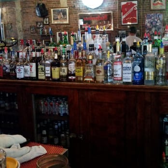 Benchwarmer's Pub & Grill - Full bar - American Near Me - La Grande, Oregon