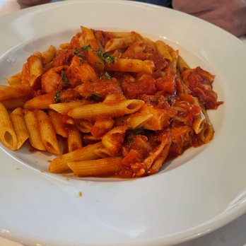 Pasta Prego - PENNE PASTA
Smoked Chicken, Marinated Tomatoes, Mozzarella, Basil Marinara Sauce - Wine Bars Near Me - Napa, California Pasta Prego - PENNE PASTA
Smoked Chicken, Marinated Tomatoes, Mozzarella, Basil Marinara Sauce - Wine Bars Near Me - Napa, California