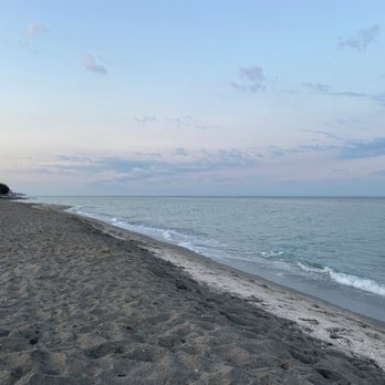 Turtle Beach - Sunrise at Turtle Beach - Beaches Near Me