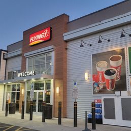 FLYING J TRAVEL CENTER - Updated February 2026 - 37 Photos & 17