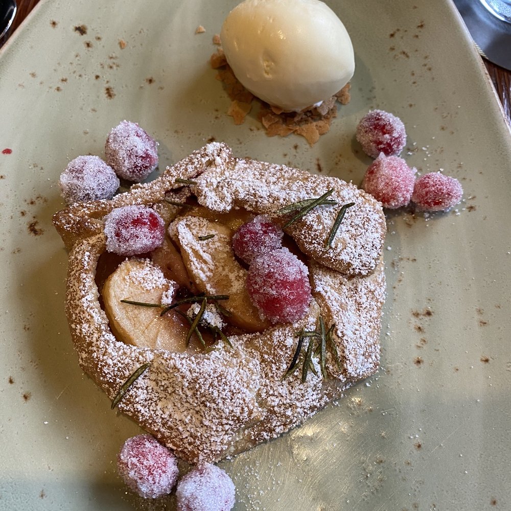 Braidwood Tavern - Apple Cranberry Bruce - Gastropubs Near Me - Whistler, British Columbia