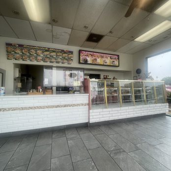 Donuts & Sandwiches - Inside - Donuts Near Me - Long Beach, California Donuts & Sandwiches - Inside - Donuts Near Me - Long Beach, California