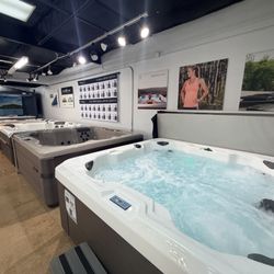 Southern Leisure Spas & Wellness - Richardson Hot Tub Showroom Set Up