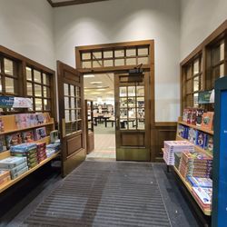 Barnes & Noble