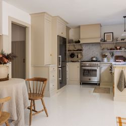 Kitchen and dining room styling services.
