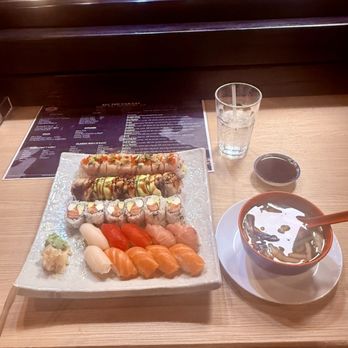 Dami Sushi - Dami's all you can eat sushi dinner with vegetable udon soup and water - Japanese Near Me - Pompton Lakes, New Jersey