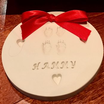 West Coast - We are so grateful they could even do paw prints for our little fur baby. - Pet Cremation Services Near Me - Sun Valley, California West Coast - We are so grateful they could even do paw prints for our little fur baby. - Pet Cremation Services Near Me - Sun Valley, California