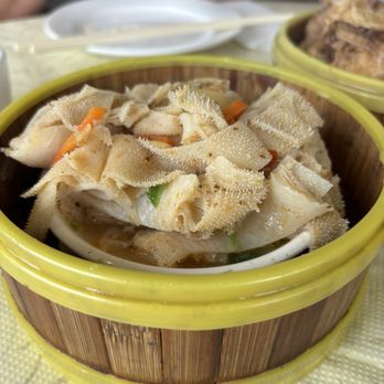 Pacific Lighthouse Restaurant - Tripe in ginger sauce - Dim Sum Near Me - Alameda, California Pacific Lighthouse Restaurant - Tripe in ginger sauce - Dim Sum Near Me - Alameda, California