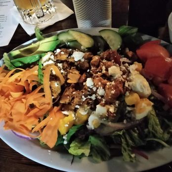 BOSS 5 STAR LOUNGE - the salad -- took a while to arrive, but it was good. - Lounges Near Me - Sacramento, California BOSS 5 STAR LOUNGE - the salad -- took a while to arrive, but it was good. - Lounges Near Me - Sacramento, California