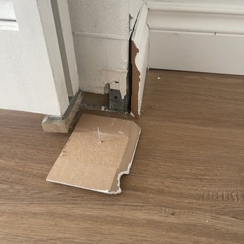 Spectacular Floors - falling down baseboard - Flooring Near Me Spectacular Floors - falling down baseboard - Flooring Near Me